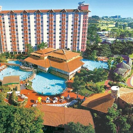 Апартаменты Apartamento Luxo Hot Springs Caldas Novas Tay Экстерьер фото